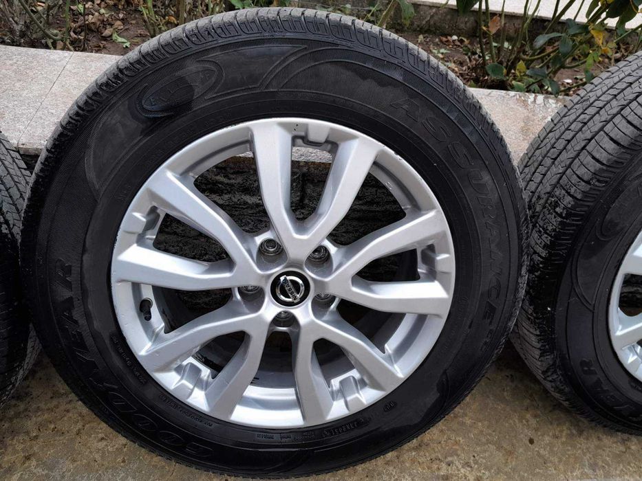 Продавам комплект лети джанти с гуми за Нисан X-Trall 2018г.