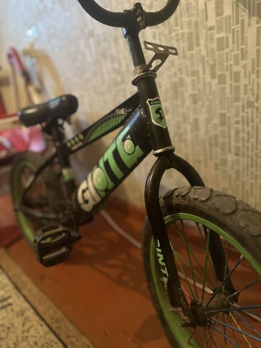 Детский велосипед покрышка 16