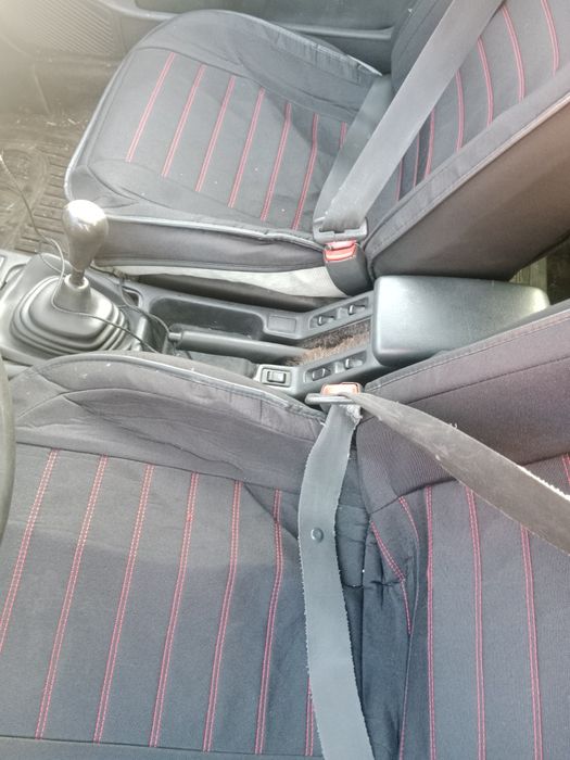 Продам машину nissan primera