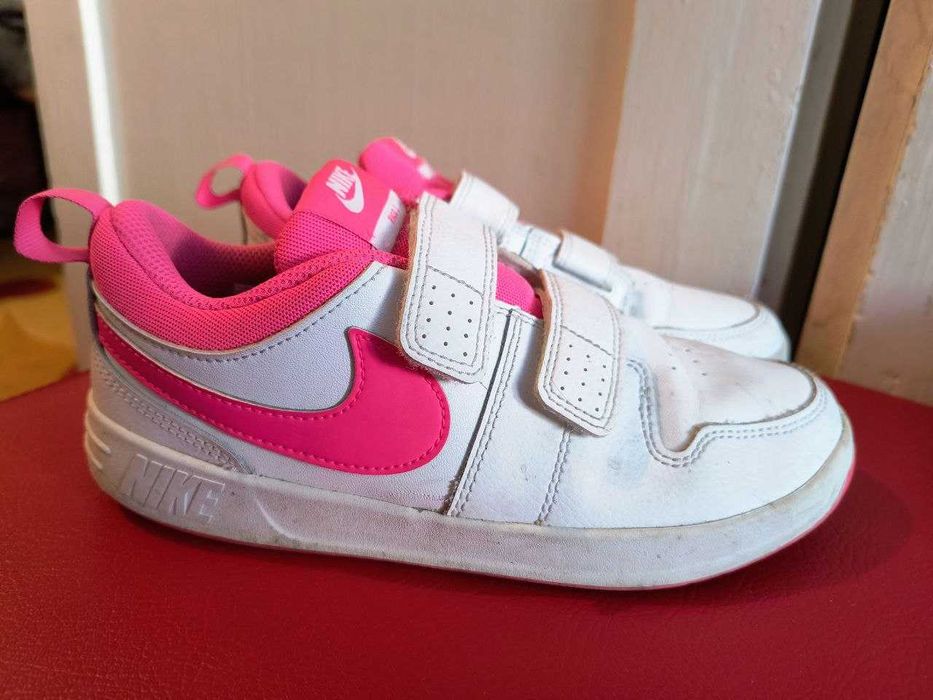 Маратонки Geox и Nike, 35 номер