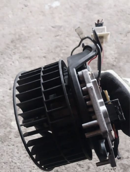 210 мерседес бенз винтилятор печки