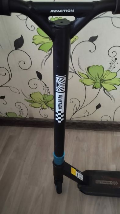 продам трюковой самокат для 12-14 лет