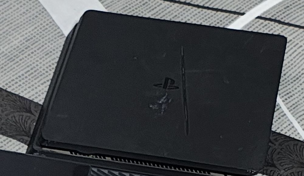 Psp 2004 și PS 4