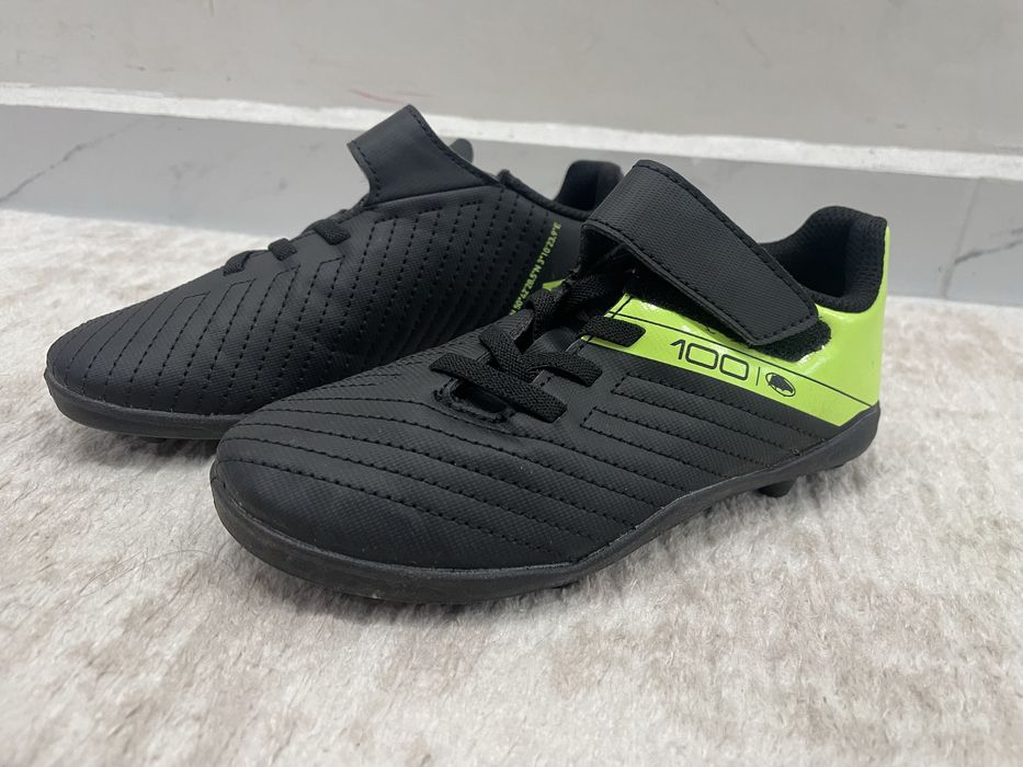 Футболни обувки-30 номер