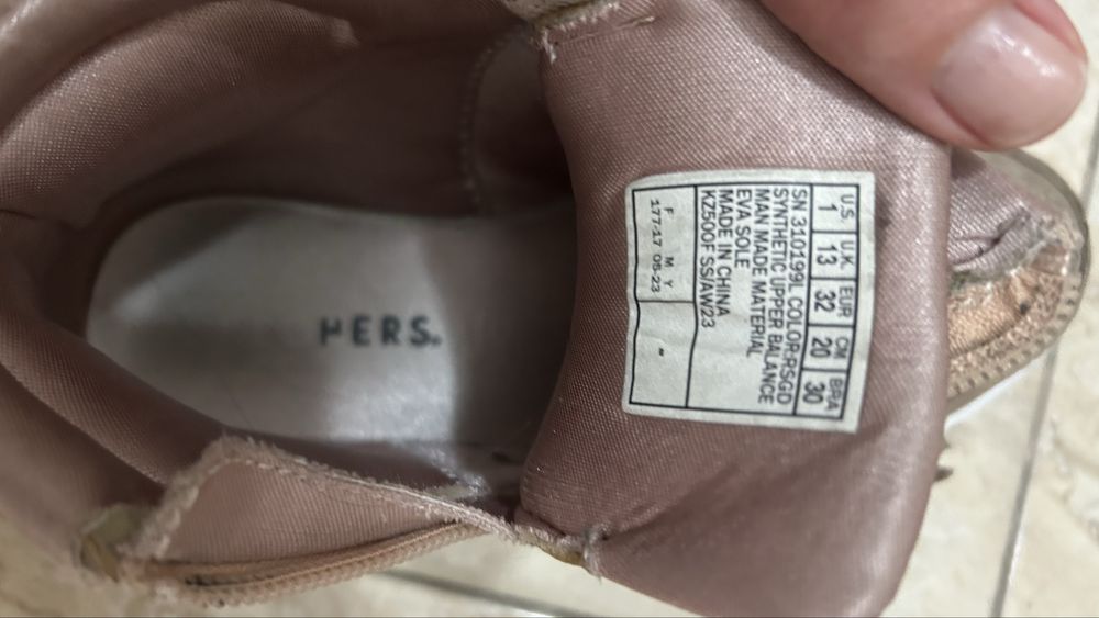 Skechers кроссовки