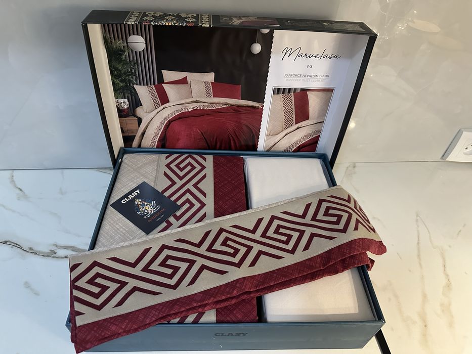 Продается постельный комплект от марки Clasy