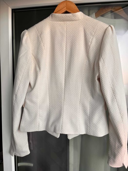 Sacou H&M dama model texturat in zig zag