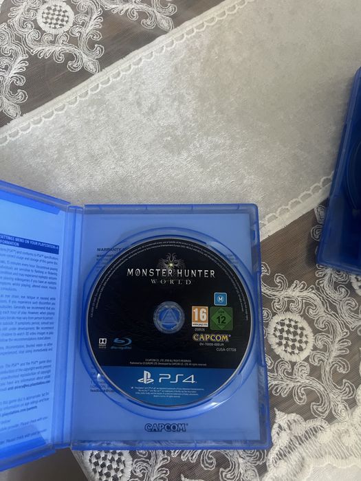 Playstation 4 slim
