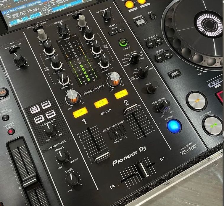Pioneer XDJ RX2 DJ set