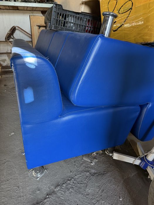 Срочно продаи диваны