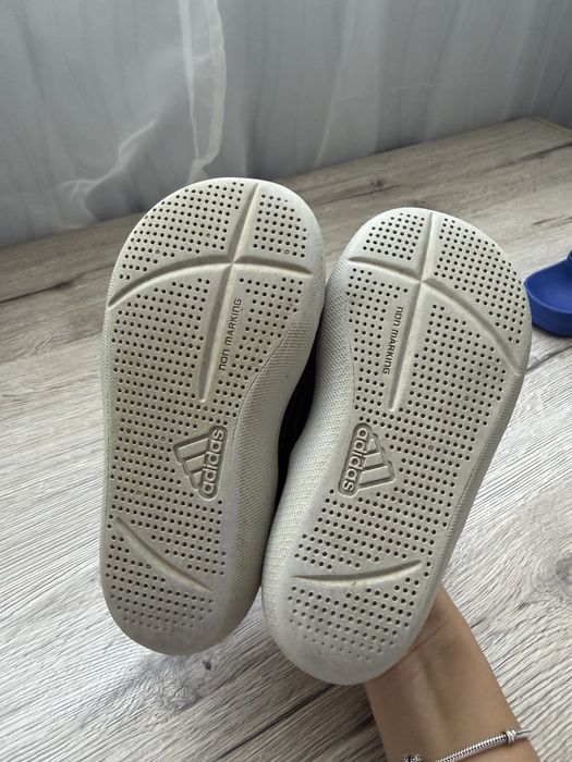 Сандали/пантофи Adidas