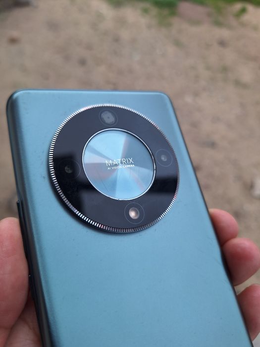 Продам Honor x9b на 8/256 Гб.