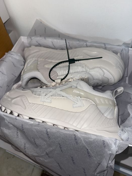 OFF-WHITE ODSY 1000 (white)