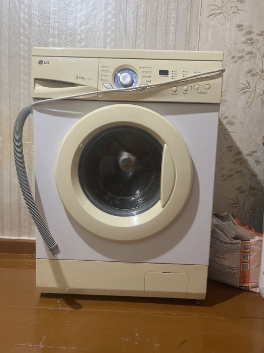 Продам стиральную машинку LG