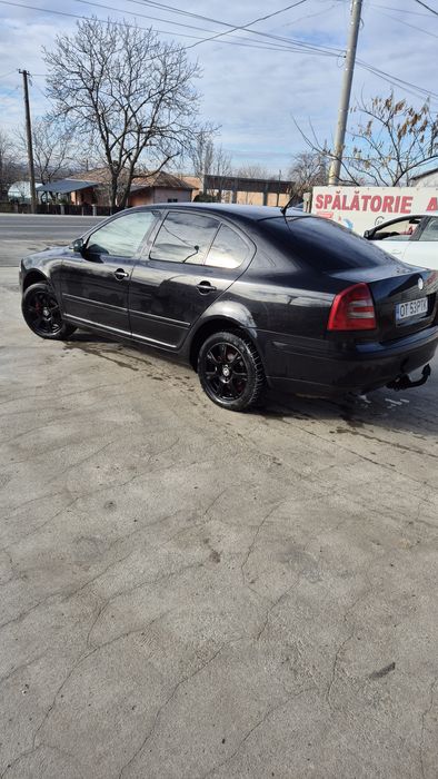 Skoda octavia 2 2.0 16v TDI Sau Variante  IN mod special cu LOGAN VAN 1.5