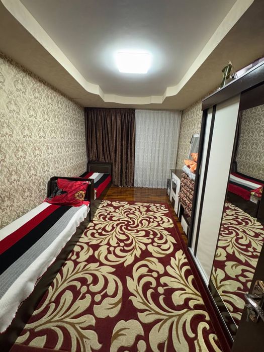 Срочно Продается 2-х комн. 2/4/4. (Чиланзар-12квартал)