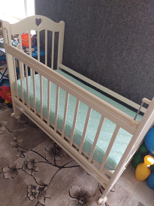 Кроватка детская