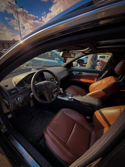 Mercedes Benz W204 C320 4Matic