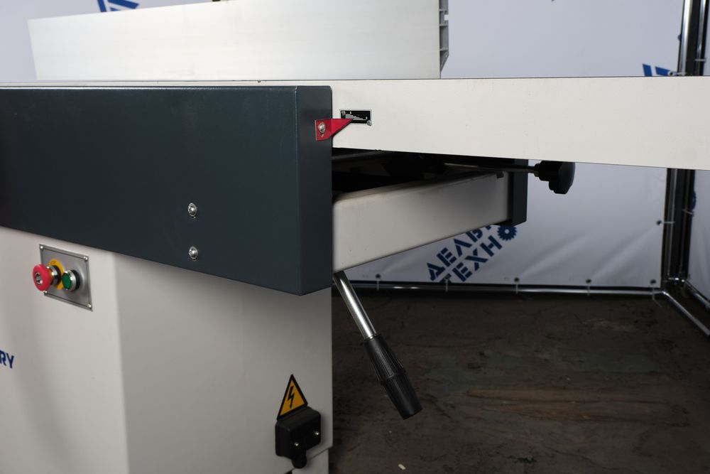 Cтанок фуговальный DELTAMACHINERY DWP-400