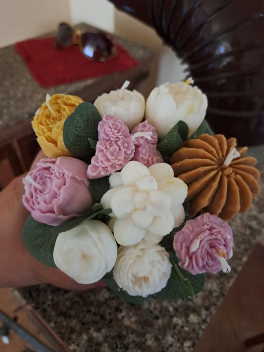 Superb aranjament din lumânări parfumate în vas ceramic art deco, Nou!