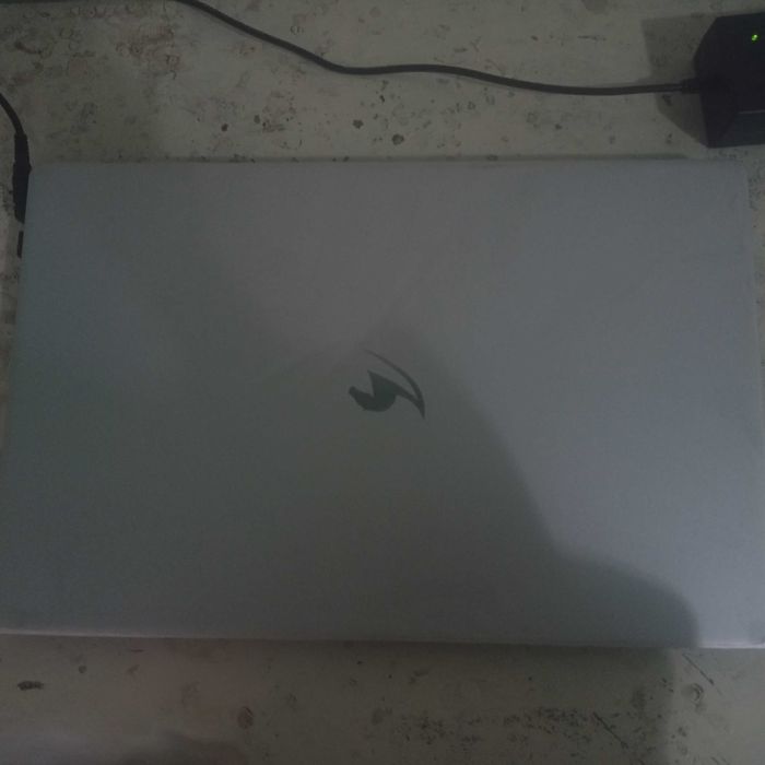 Продаю ноутбук, он в хорошем состоянии и рабочий