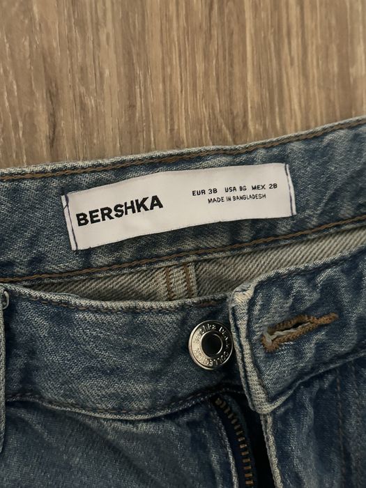 Продам джинсы бершка