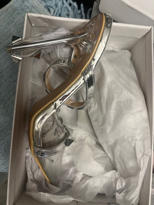 Нови дамски обувки-37 номер