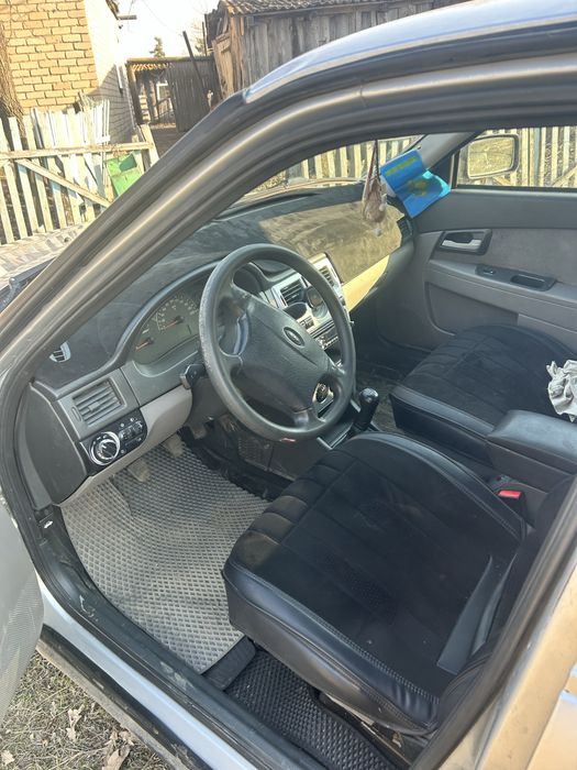 Продам приору 2008года