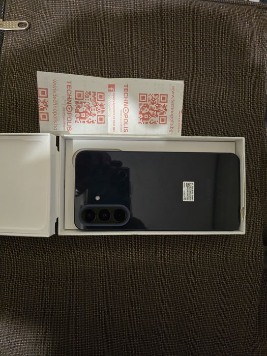 Samsung A57 чисто нов