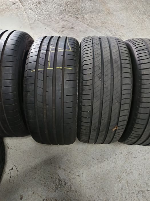 4бр.летни гуми 235/45/17(2бр.Michelin 2бр.Dunlop)