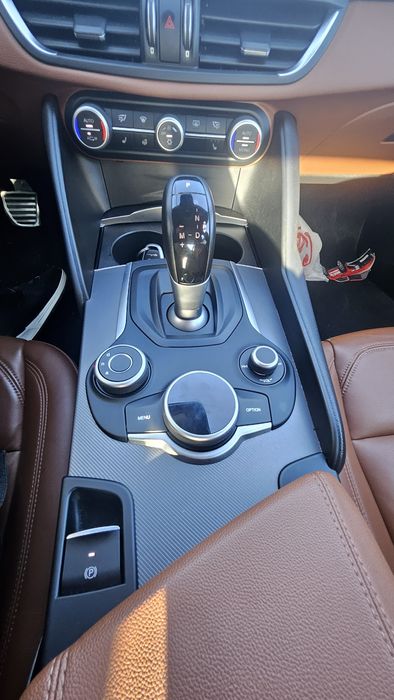 Vând Alfa Romeo Giulia 2017 stare impecabila