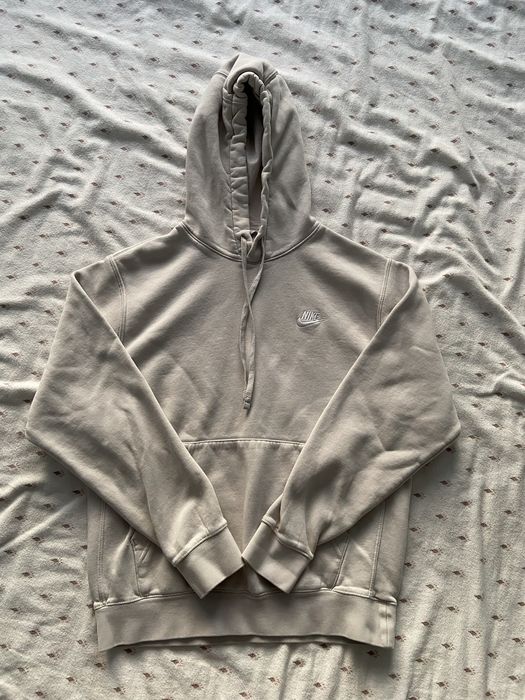 Dickies, Nike, Carhartt, Vans, Champion, Levi’s, Columvia