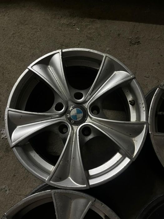 Продам диски бмв R15