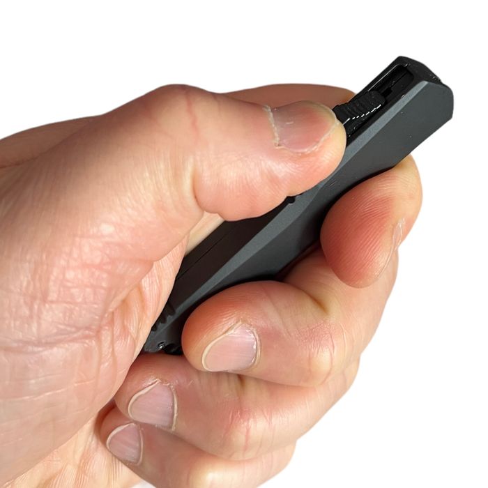 Автоматичен нож мега здрав за оцеляване самозащита лов риболов