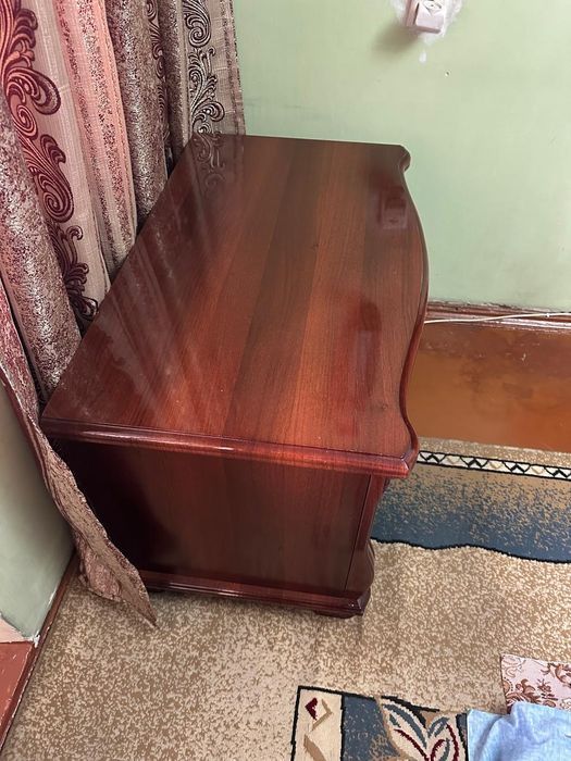 Тумба под телевизор