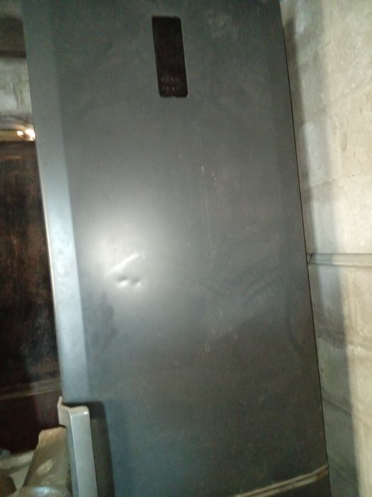 Продам на запчасти холодильник ВЕКО