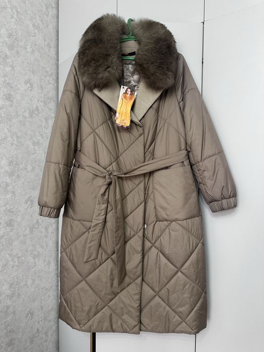 Куртка пальто от бренда LORETA