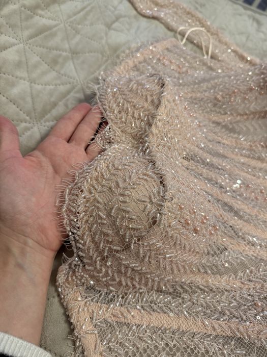 Corset, maneci si fusta datela pietricele