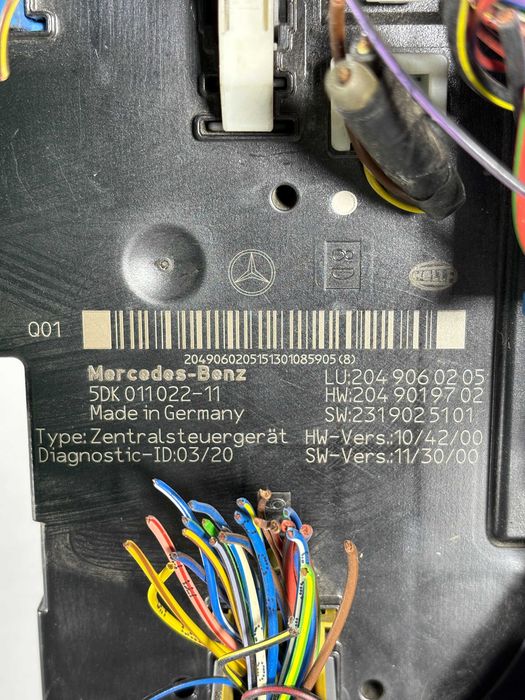 Бушонно Табло Мерцедес Ц Класа W204 (07-15г) SAM Modul Mercedes C Class W204 OEM: A2049060205