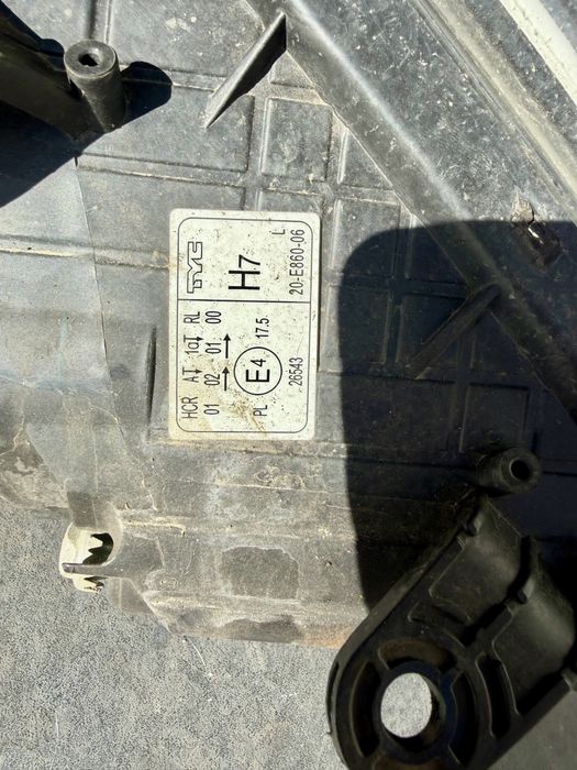 Vand far cu led Kia Ceed stanga dupa 2013