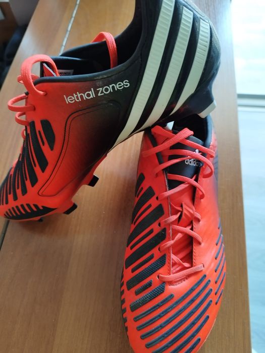 Футболни обувки !