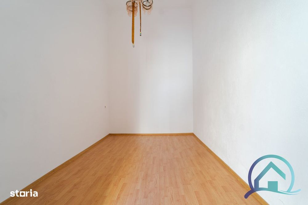 Apartament 2 camere 91 mp  etaj 1  Bulevardul Revoluției zona Teatru