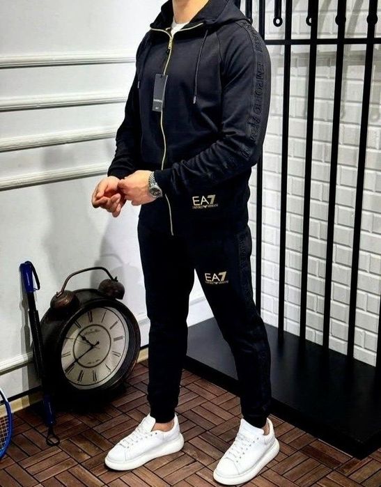 Trening bumbac Armani,logo auriu,feronerie metalica
