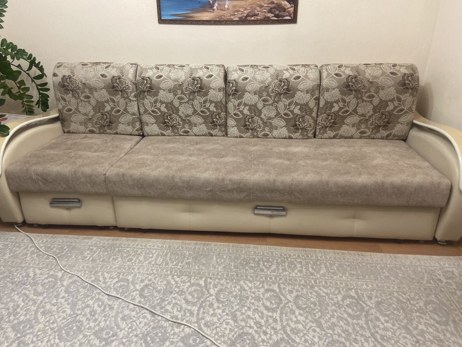 Поодам диван доя гостиной