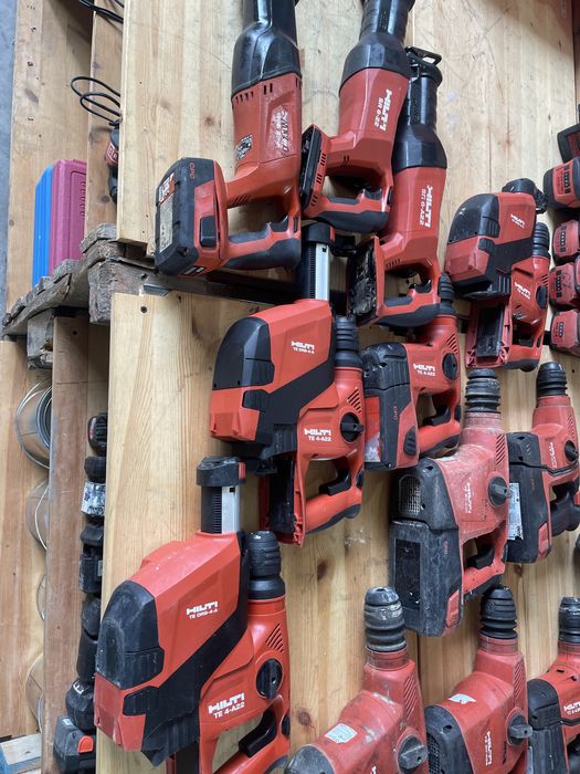 Hilti te 30 te 4 sr 6  pret de la  300  ron