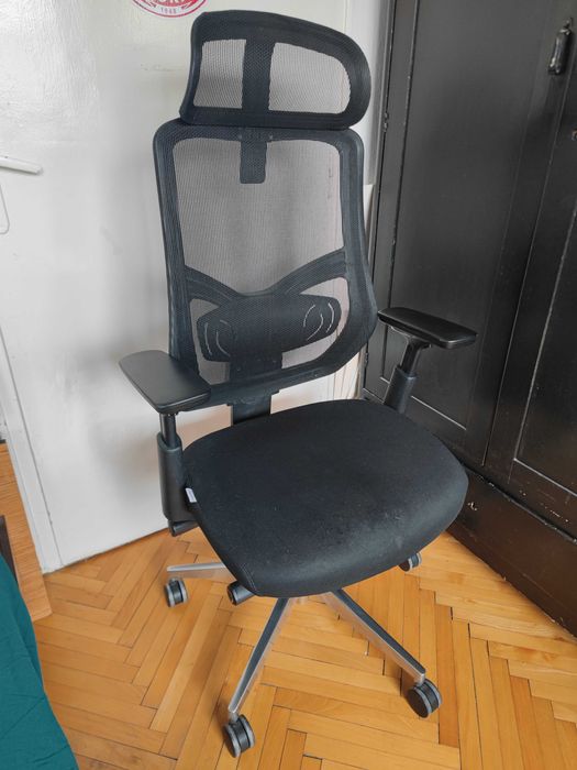 Ергономичен офис стол ChairPro 1000 HL - черен / Употребяван Стол