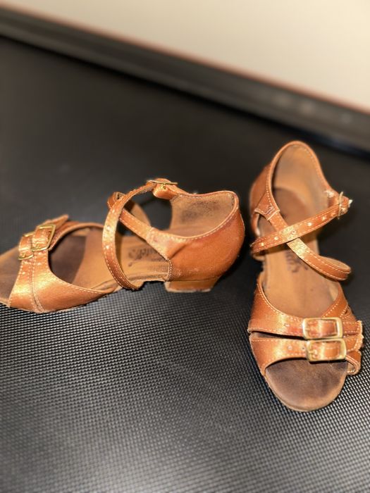 Бальные туфли