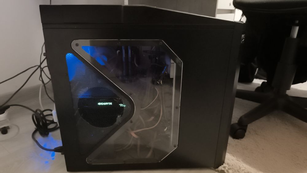 PC unitate gaming i7/Radeon RX 570(4GB)/16GB  RAM