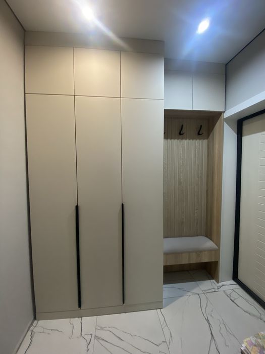 шкаф для прихожей