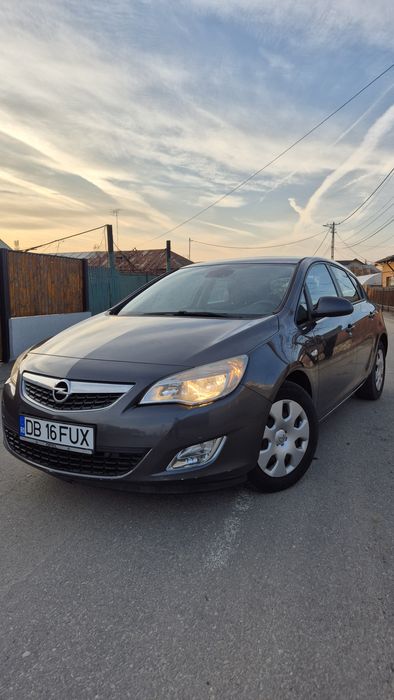 Opel Astra J 2012 1.7 Diesel